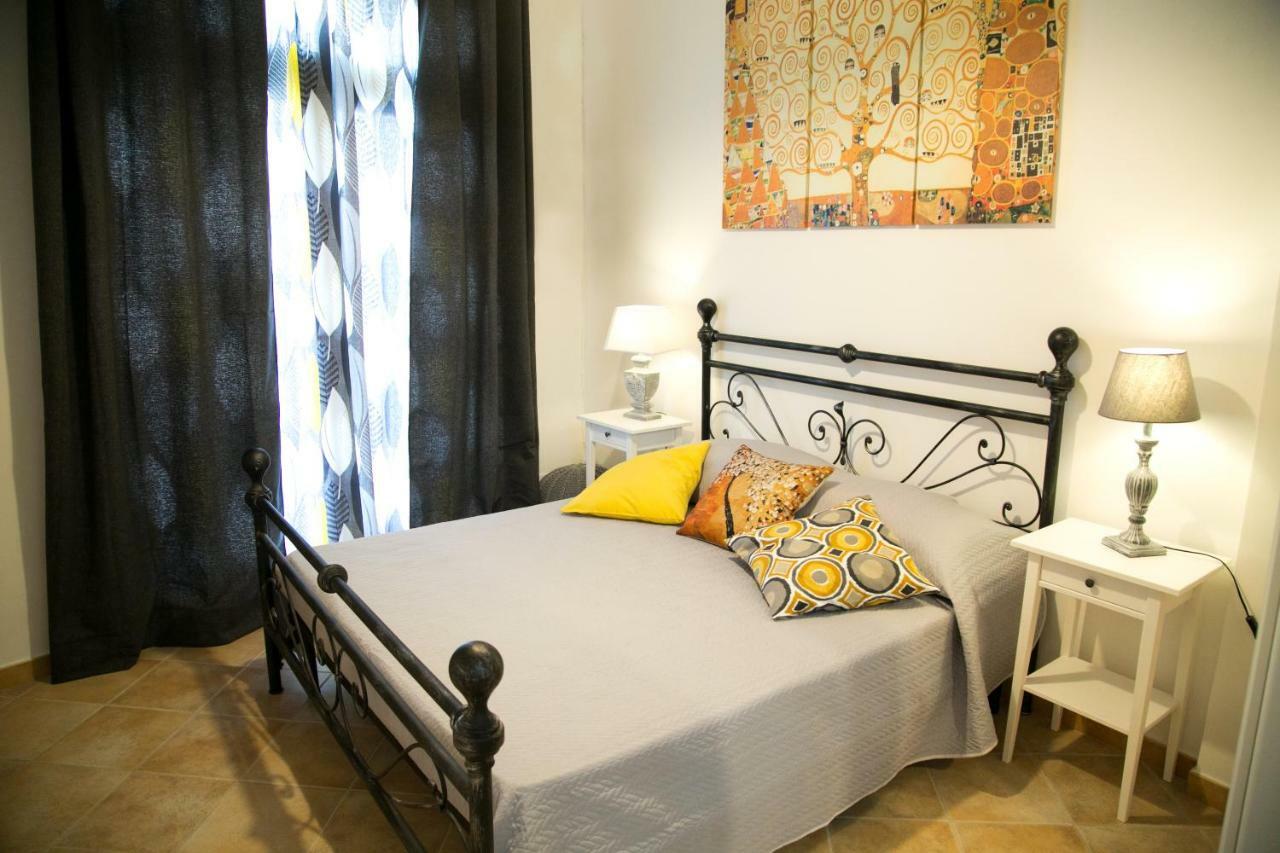 Casa Emalù Appartamento Giardini Naxos Esterno foto