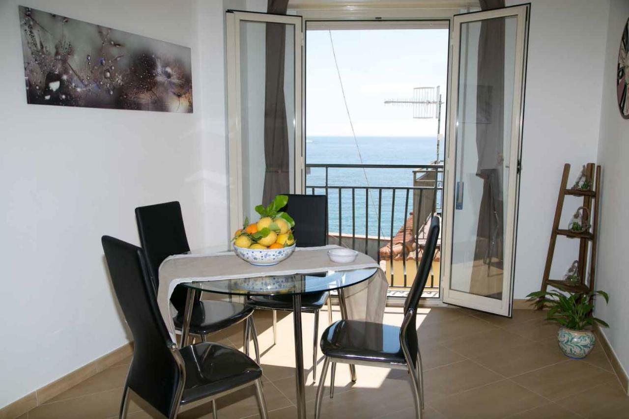 Casa Emalù Appartamento Giardini Naxos Esterno foto
