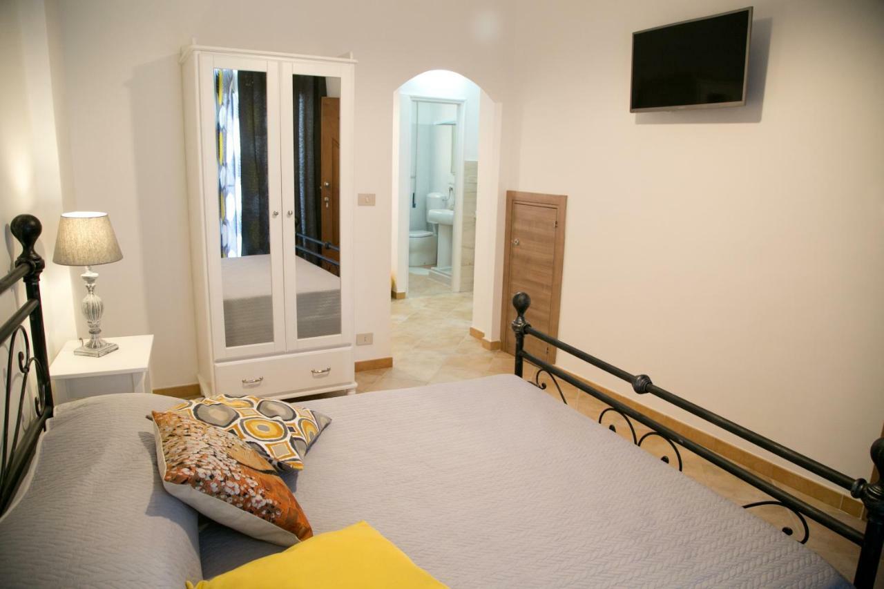 Casa Emalù Appartamento Giardini Naxos Esterno foto