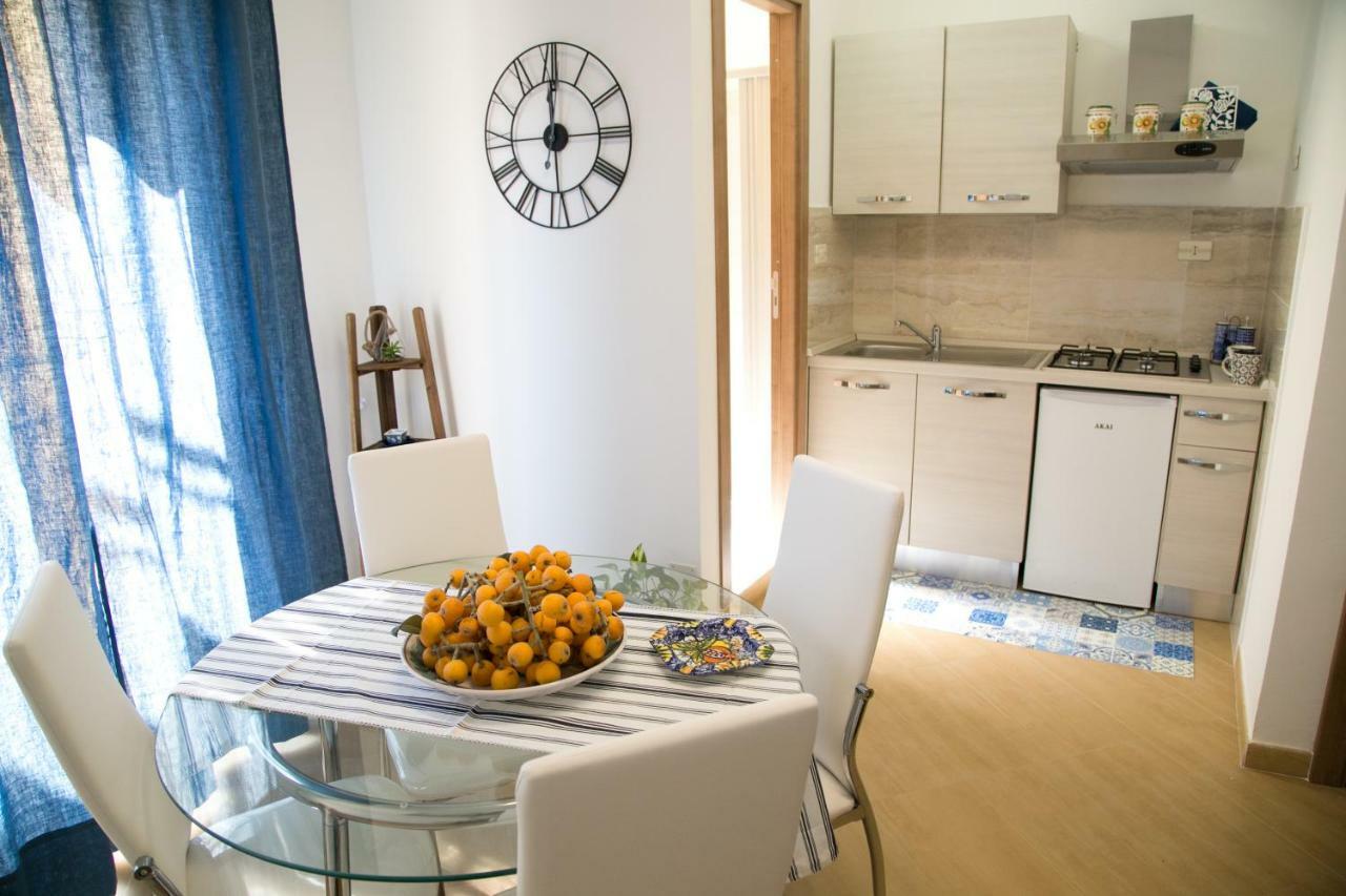 Casa Emalù Appartamento Giardini Naxos Esterno foto