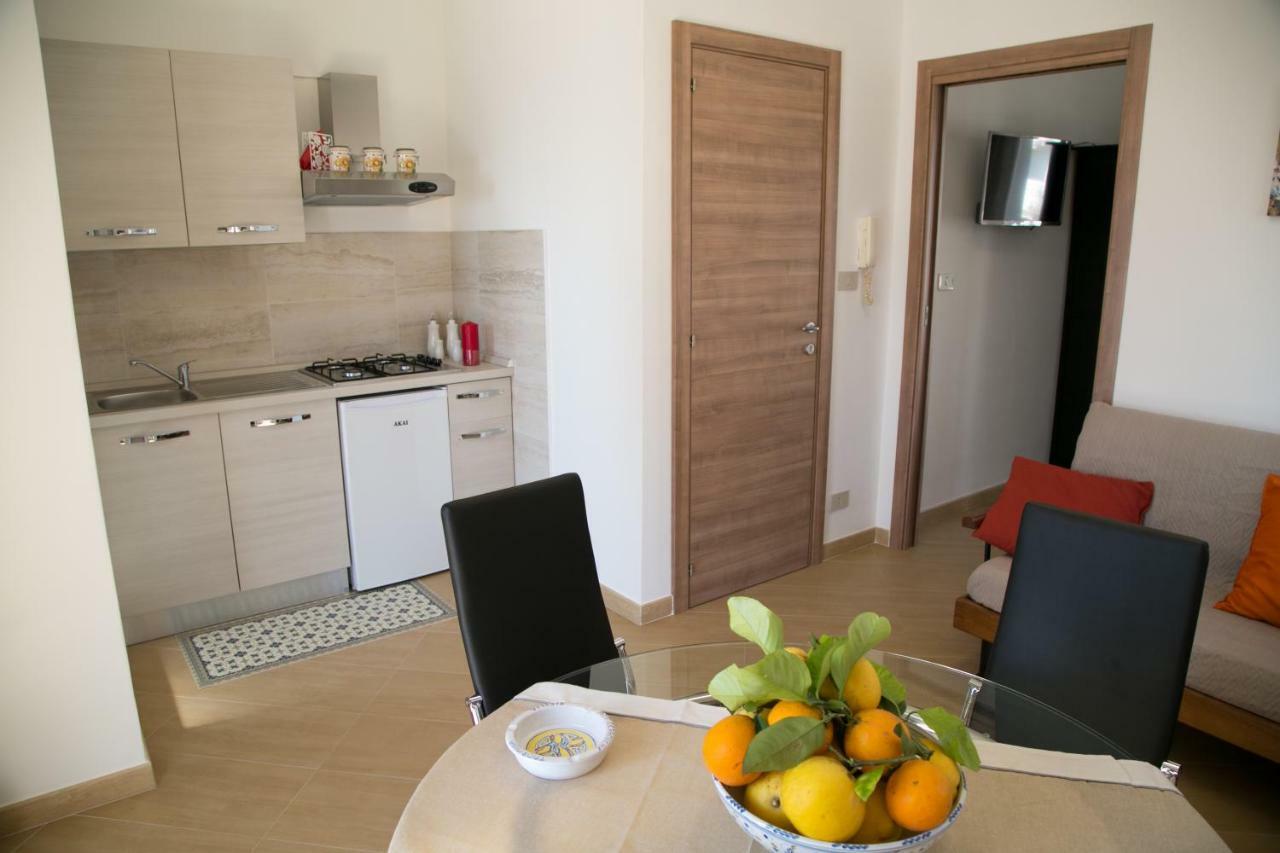 Casa Emalù Appartamento Giardini Naxos Esterno foto