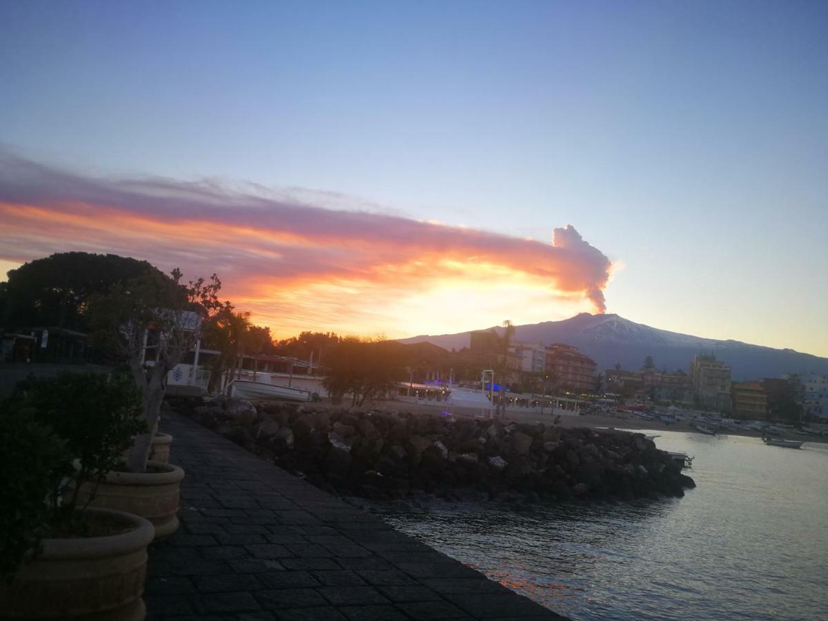 Casa Emalù Appartamento Giardini Naxos Esterno foto